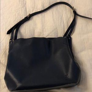 Leather bucket bag